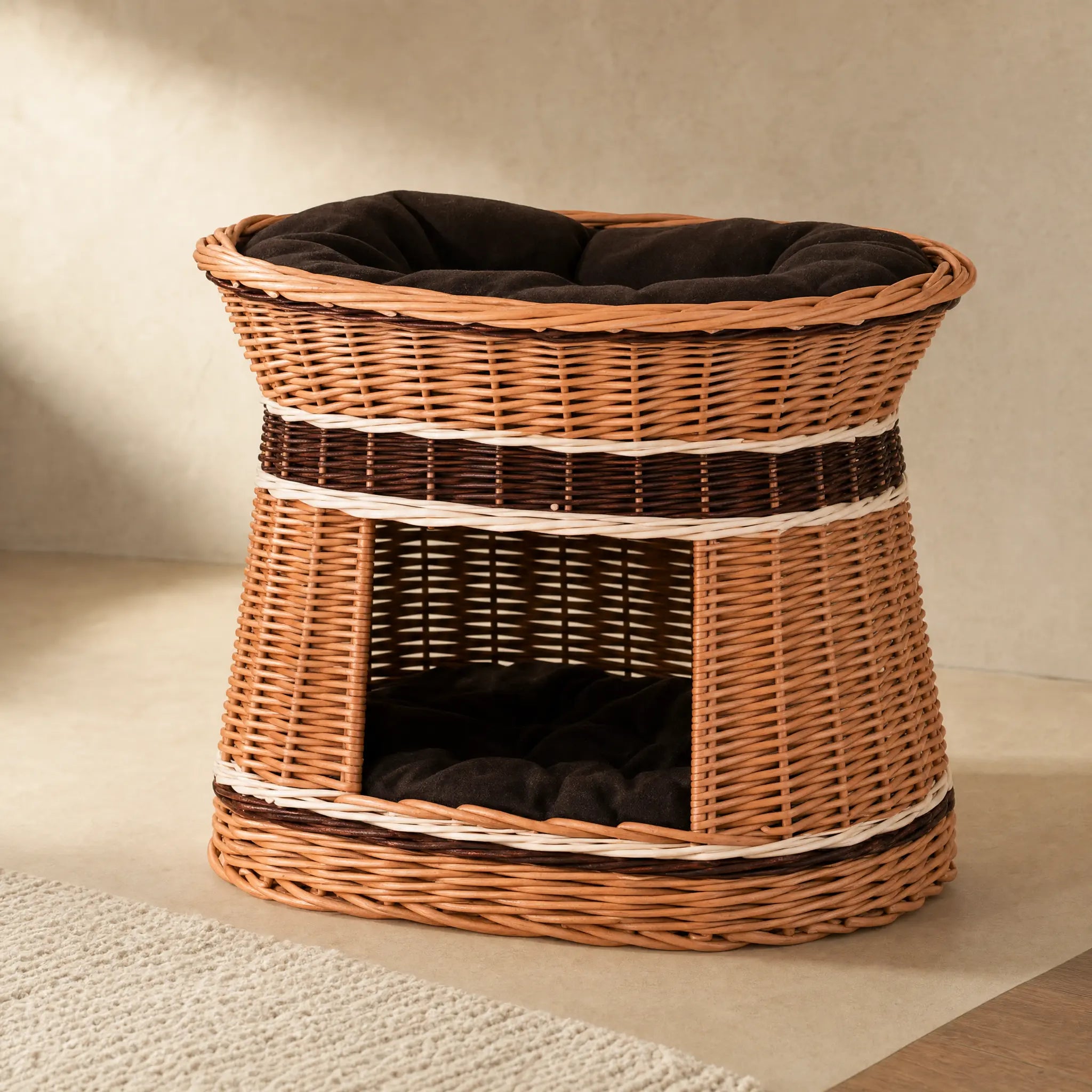 Gevlochten kattenmand met huis
